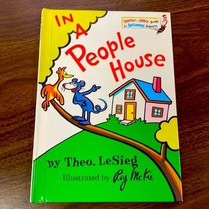🍎Donating soon! In A People House by Dr Seuss